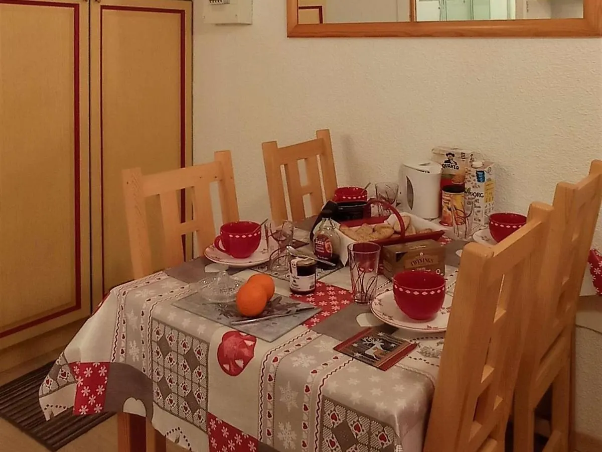 Appart Renove 4 Pers. Style Montagne Moderne, Skis Aux Pieds, Proche Commerces - Fr-1-545-34 Val Thorens Apartment