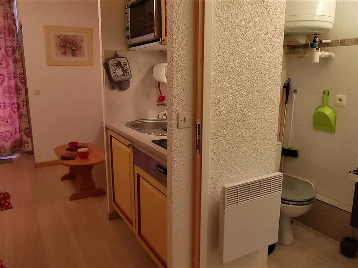Appart Renove 4 Pers. Style Montagne Moderne, Skis Aux Pieds, Proche Commerces - Fr-1-545-34 Val Thorens 0*,