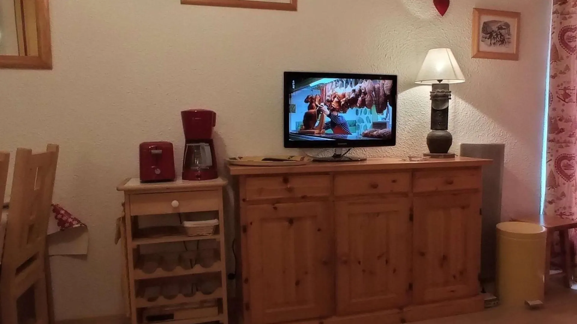 Appart Renove 4 Pers. Style Montagne Moderne, Skis Aux Pieds, Proche Commerces - Fr-1-545-34 Val Thorens France